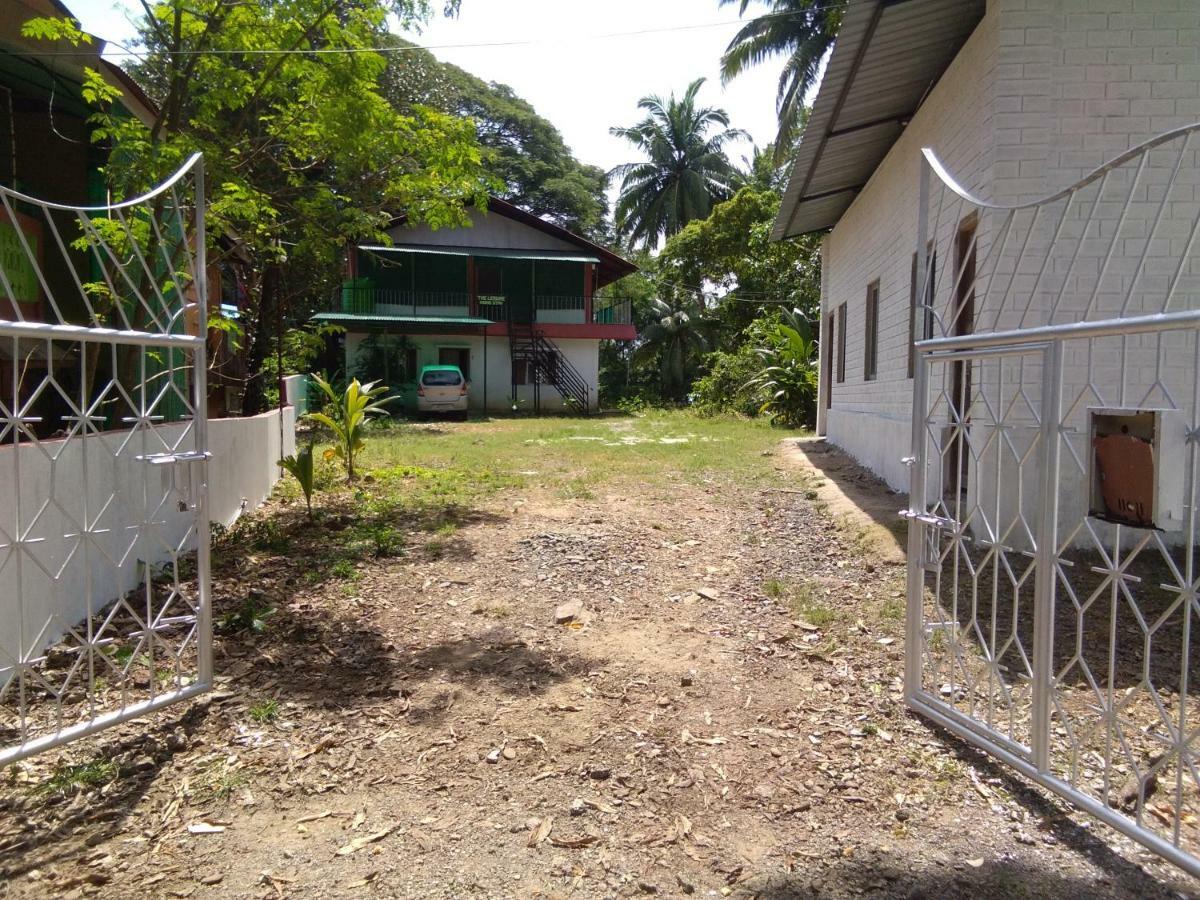 The Leisure Home Stay Shadipur エクステリア 写真